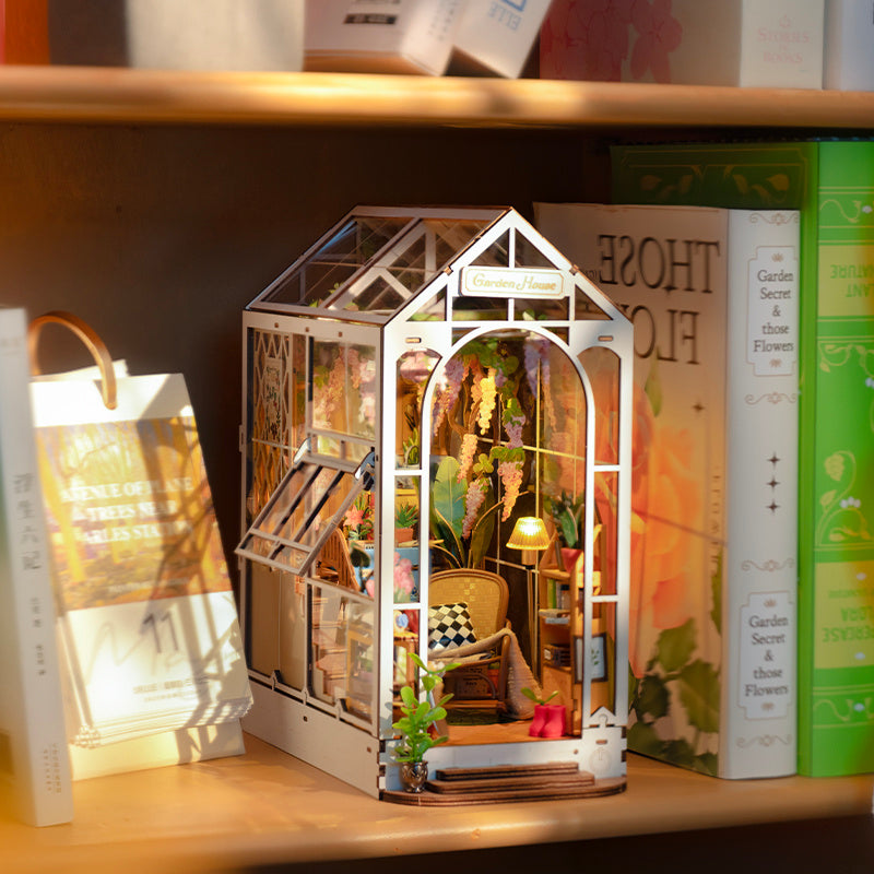Robotime Rolife Garden House Book Nook Kit Book Shelf Insert Easy