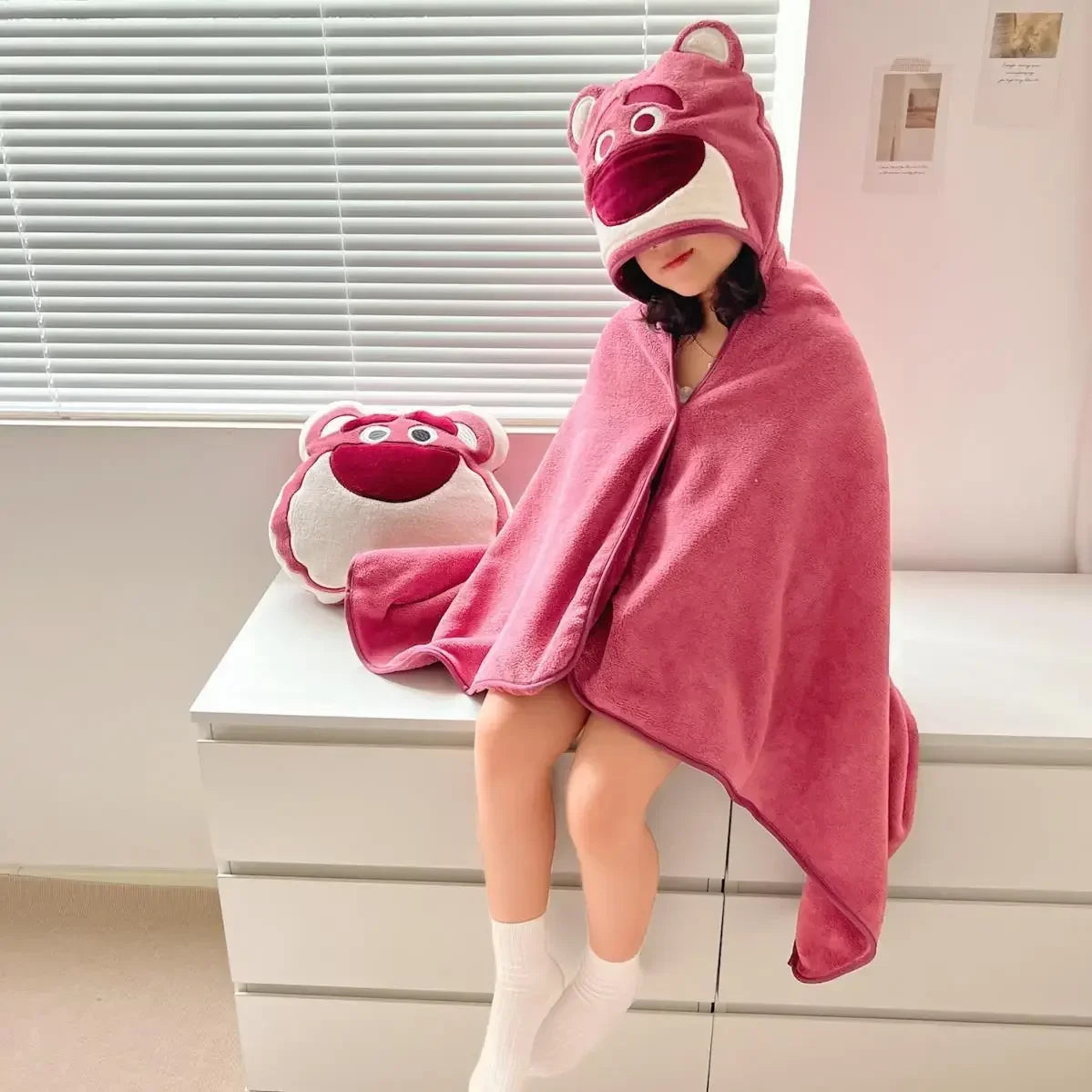Cute Baby Hooded Bath Towel for Children Super Soft Absorbent Bathrobe