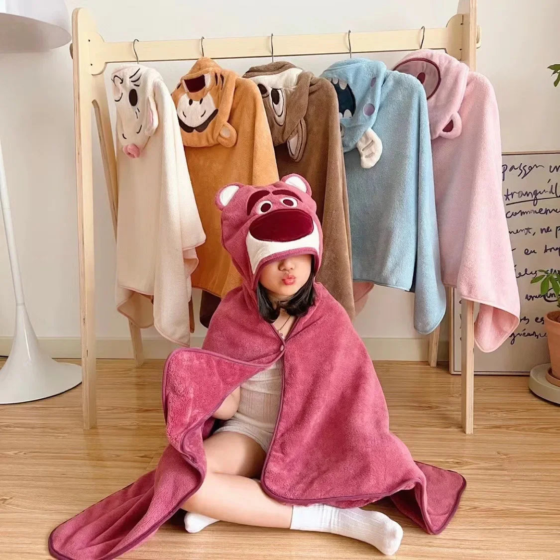 Cute Baby Hooded Bath Towel for Children Super Soft Absorbent Bathrobe