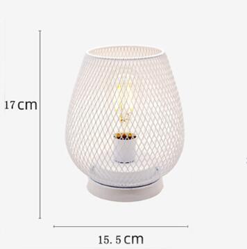 Retro Iron Art Table Lamp Battery Powered Night Light Hollowed Out
